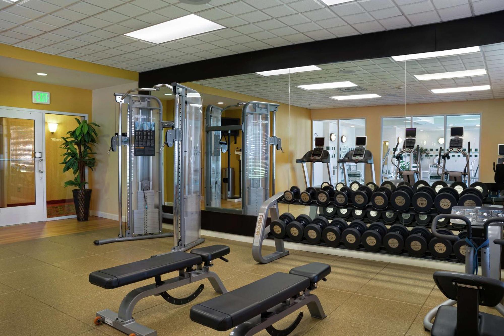 Hilton Garden Inn ניופורט ניוז מראה חיצוני תמונה
